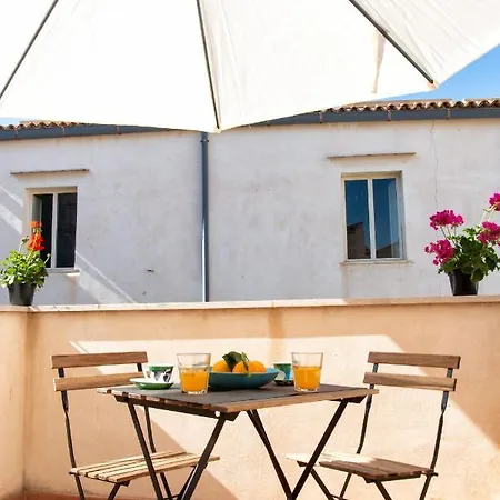 Sunny - Ortigia